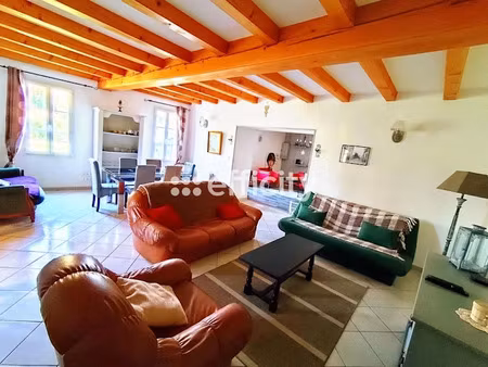 vente maison 8 pièces 187 m² à brizambourg (17770)  269 000 €