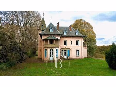 eyzin-pinet - demeure historique en pierre et ses dépendances – parc avec source