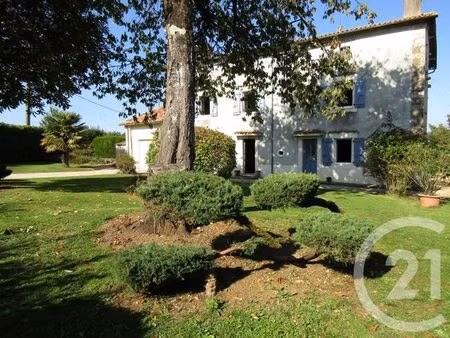 maison à vendre - 7 pièces - 192 m2 - sompt - 79 - poitou-charentes