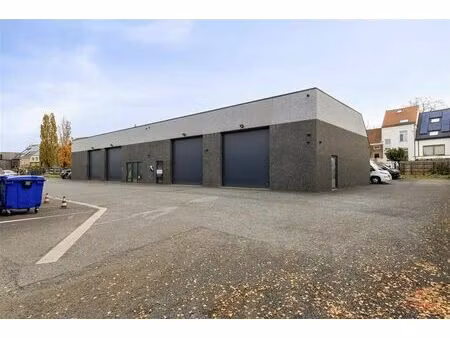 immeuble mixte à louer à striemenbergstraat 11 sint-amandsberg (rbu71530)