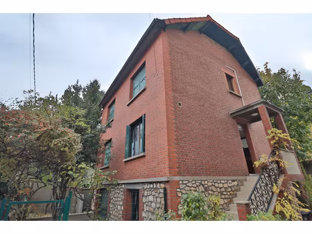 grande maison de 165m² dans le quartier de rateau