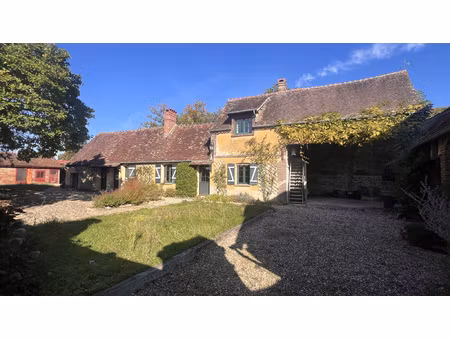 jolie longere a vendre a sorel moussel