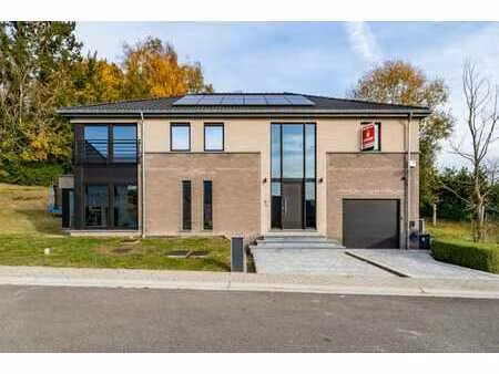 villa de standing dans un clos résidentiel