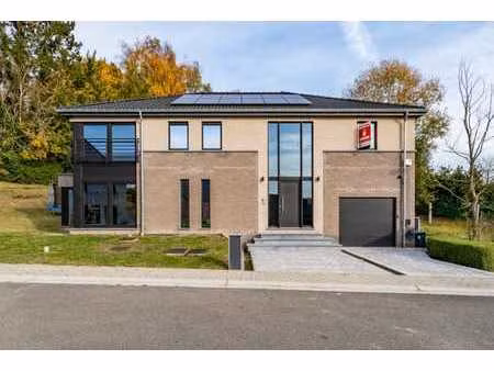 villa de standing dans un clos résidentiel