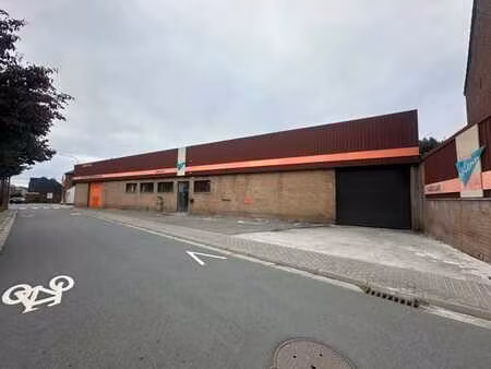 ensemble mixte de 1095m²