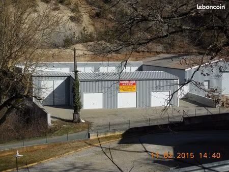 location garage voiture