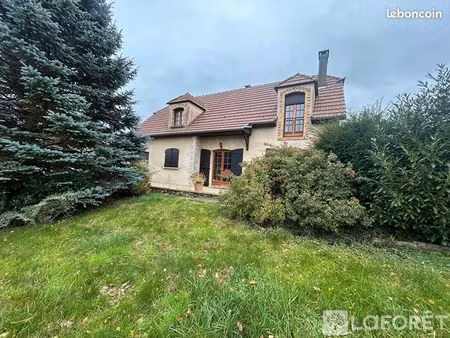 maison 6 pièces 141 m²