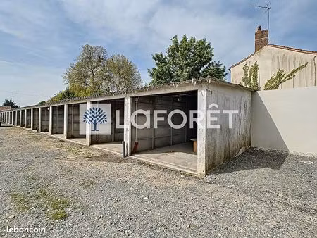 parking/box 16 m² bressuire