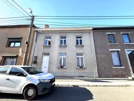 maison familiale à rénover avec jardin – jemeppe-sur-sambre