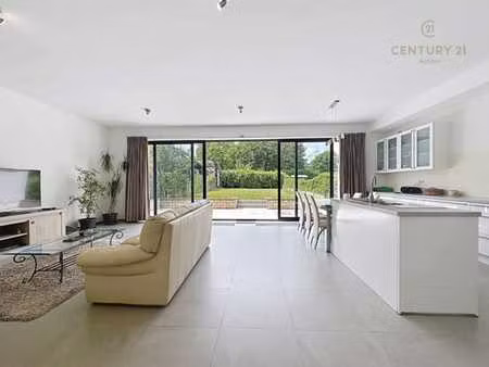 superbe maison unifamilial 4 chambres + jardin