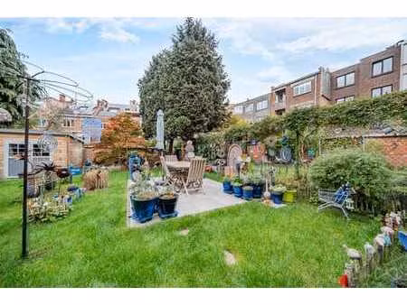 superbe rdc avec jardin