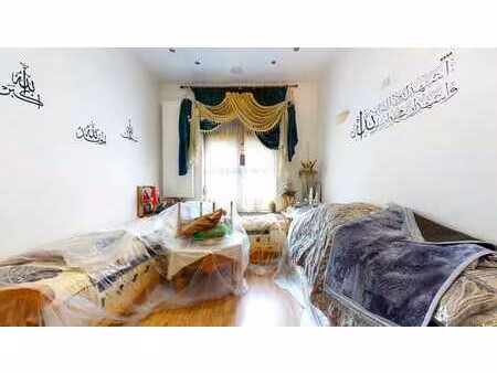 appartement bel étage + sous-sols aménagés et cour couverte