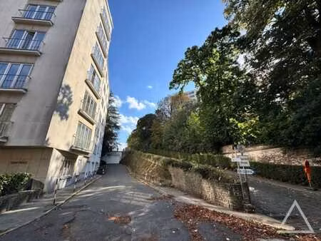 churchill - garage à vendre