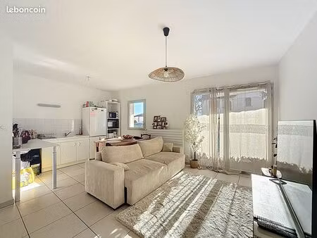 appartement 2 pièces 54 m²