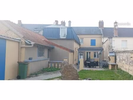 maison de ville 6 pièces 162 m²