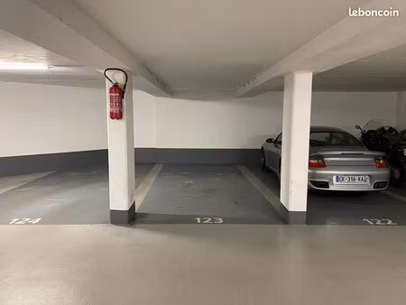 parking -issy les moulineaux