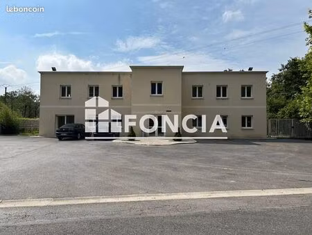 local bureaux 92 m²