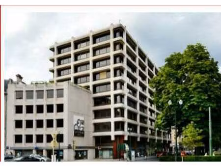 nice offices for rent in a modern office building