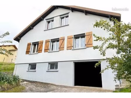 maison familiale 107 m² 19a42ca avec dépendance