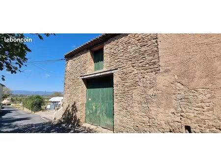 parking/box castelnau-d'aude