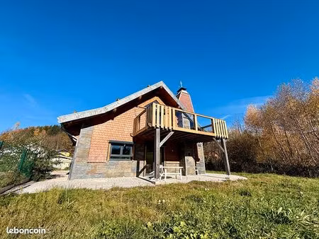 chalet 7 pièces 100 m²