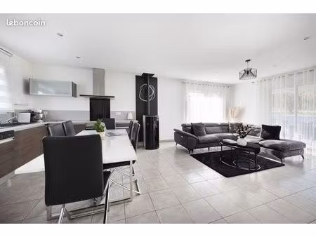 maison 4 pièces 81 m²