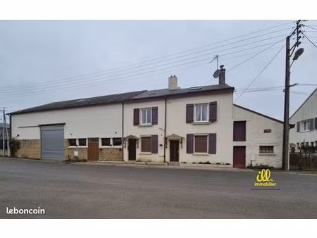 maison 10 pièces 216 m²