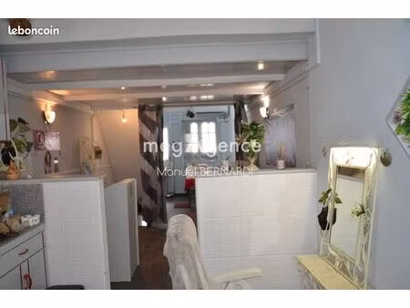 local commercial 46 m² pointe-a-pitre