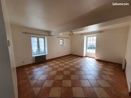 lot de 2 maisons de ville f3 avec parking