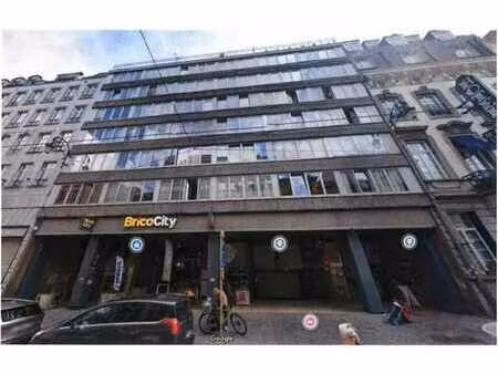 lot 1 : emplacement pour voiture n° 131