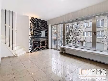 maison deux chambres avec jardin + garage