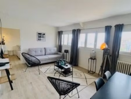 superbe t2 meublé – 55 m² – à deux pas de la place morny (deauville)