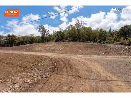 terrain 253 m² saint louis