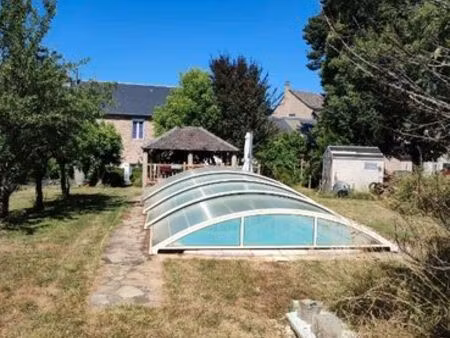 maison 148m2 + annexe 38m2+ piscine couverte