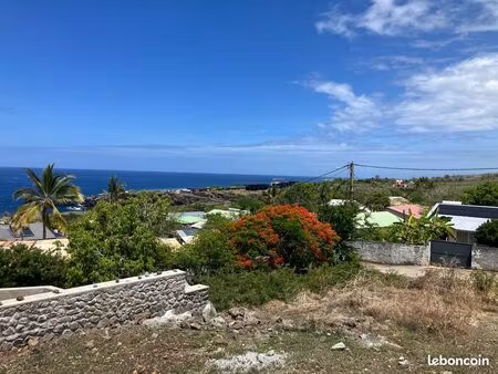 terrain 302 m² trois-bassins