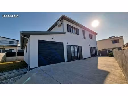 maison 5 pièces- 181m2 - sainte-marie (97438)