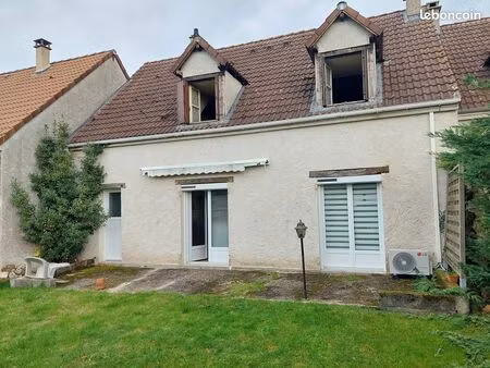 maison 5 pièces 92 m²