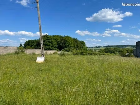 terrain constructible 1200m2