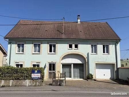 maison 7 pièces 179 m²