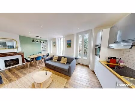 appartement de type 2bis 1er étage -luchon- proche thermes et commodités