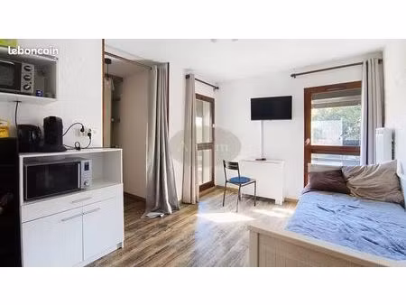 studio 2 pièces 21 m²