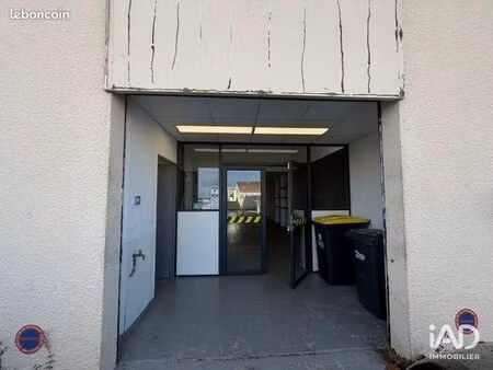 local 98 m² douvres-la-délivrande