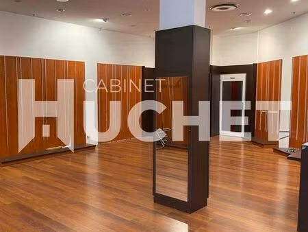 local commercial 105 m²