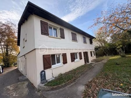 immeuble 16 pièces 372 m²