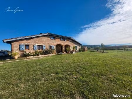 maison 5 pièces 245 m²