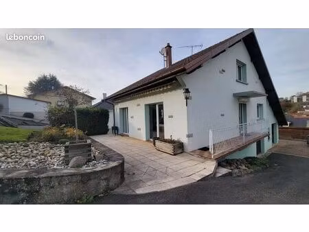 maison 7 pièces 130 m²