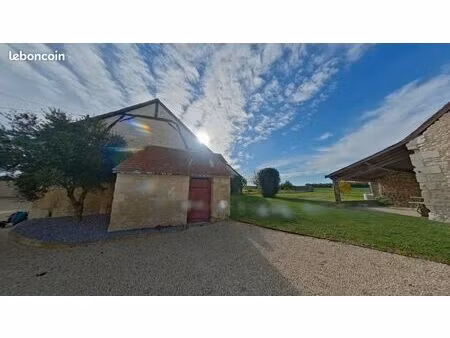maison 7 pièces 259 m²