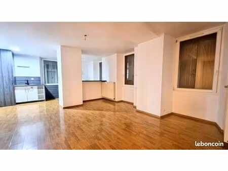 appartement 3 pièces 69 m²