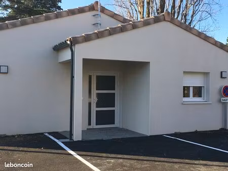 location bureau paramédical