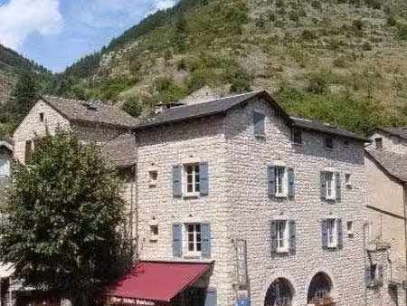 local 350 m² sainte-enimie